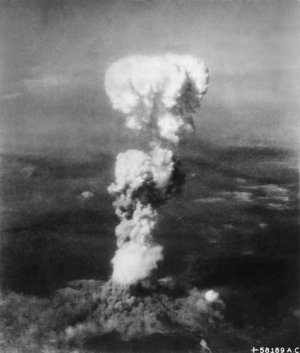 Hiroshima und Nagasaki im August 1945 Hiroshima und Nagasaki im August 1945